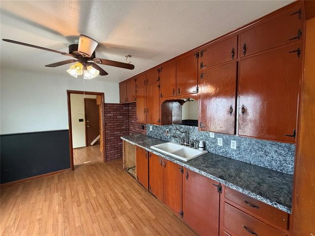 129 SE 1st Street, Moore, OK 73160