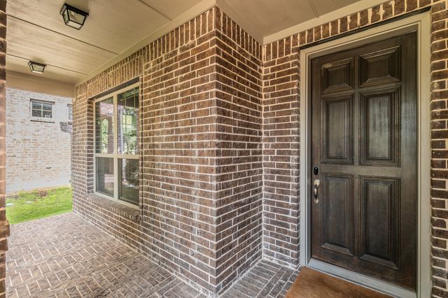 401 Mossy Rock Drive, Mckinney, TX 75071
