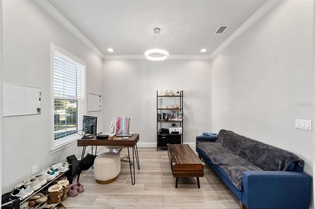 11895 SW 33RD LANE, Gainesville, FL 32608