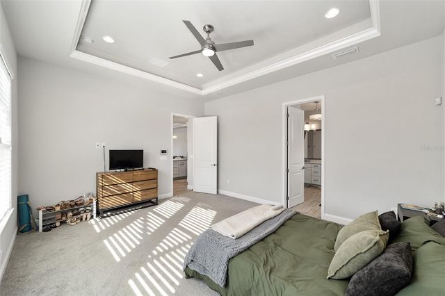 11895 SW 33RD LANE, Gainesville, FL 32608