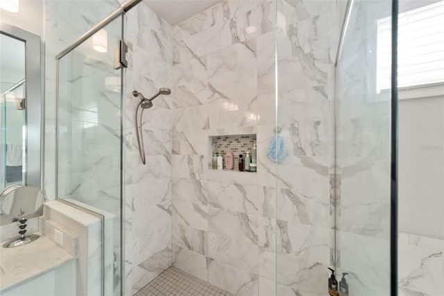 11895 SW 33RD LANE, Gainesville, FL 32608