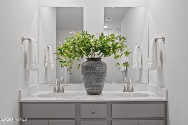 532 Sandy Hollow Drive 41, Jacksonville, NC 28540