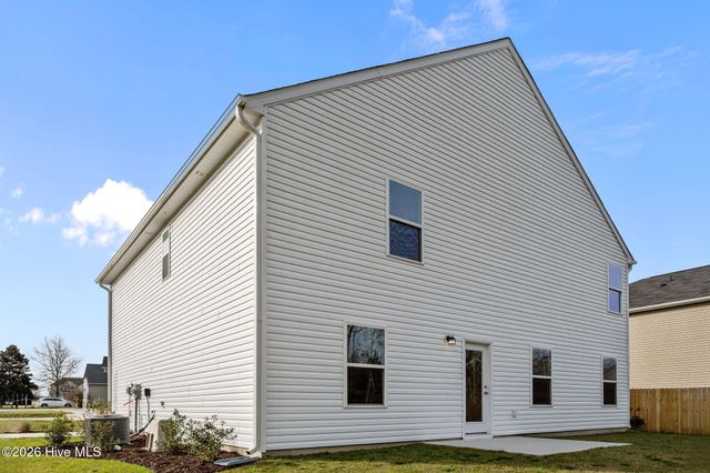 532 Sandy Hollow Drive 41, Jacksonville, NC 28540