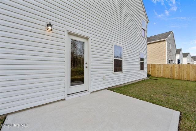 532 Sandy Hollow Drive 41, Jacksonville, NC 28540