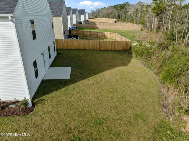 532 Sandy Hollow Drive 41, Jacksonville, NC 28540