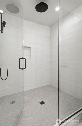 11247 108th Avenue NE, Kirkland, WA 98033