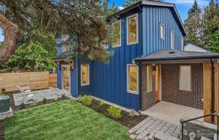 11247 108th Avenue NE, Kirkland, WA 98033