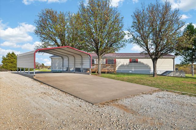 2667 Roland Road, Whitesboro, TX 76273