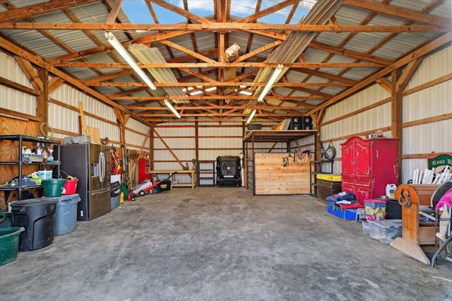 2667 Roland Road, Whitesboro, TX 76273