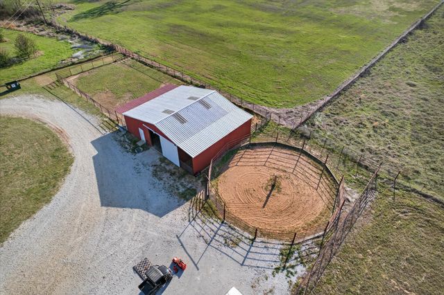 2667 Roland Road, Whitesboro, TX 76273