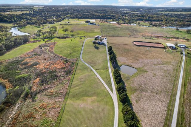 2667 Roland Road, Whitesboro, TX 76273