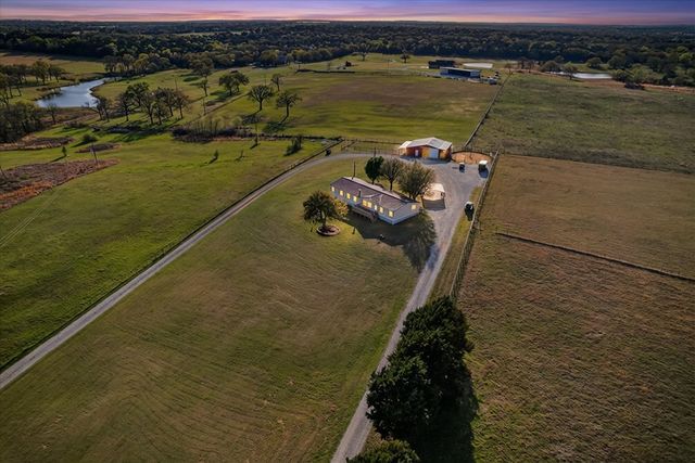 2667 Roland Road, Whitesboro, TX 76273