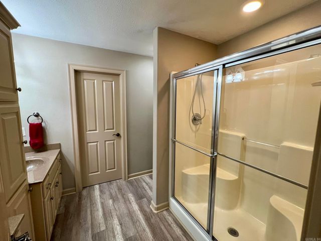 6 Brentwood Drive, Vilonia, AR 72173