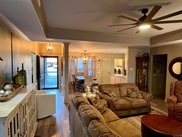 6 Brentwood Drive, Vilonia, AR 72173