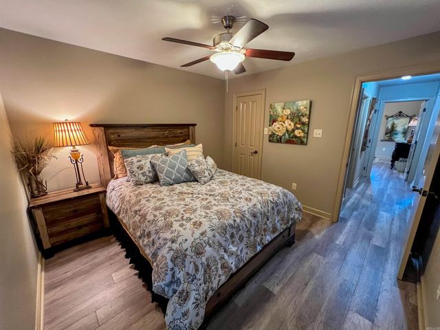 6 Brentwood Drive, Vilonia, AR 72173