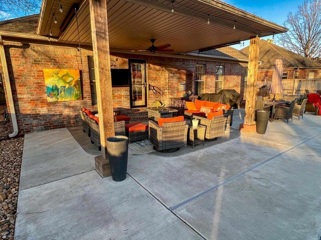 6 Brentwood Drive, Vilonia, AR 72173