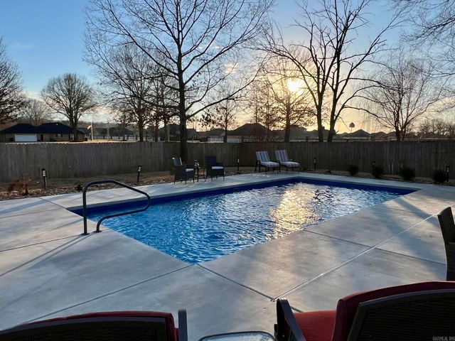 6 Brentwood Drive, Vilonia, AR 72173