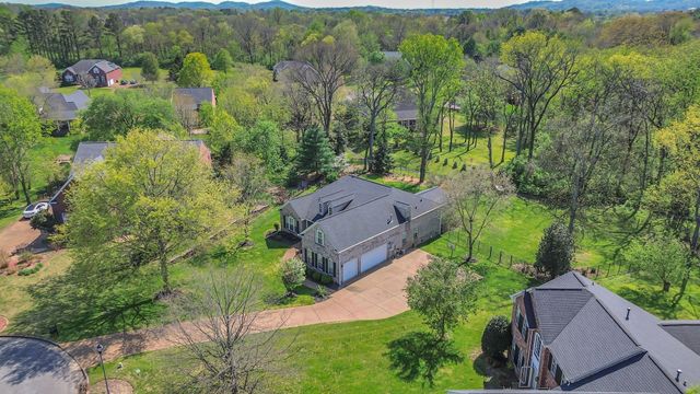 739 Rolling Fork Dr, Brentwood, TN 37027