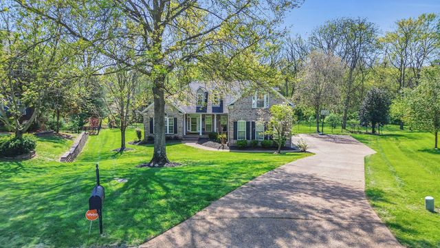 739 Rolling Fork Dr, Brentwood, TN 37027