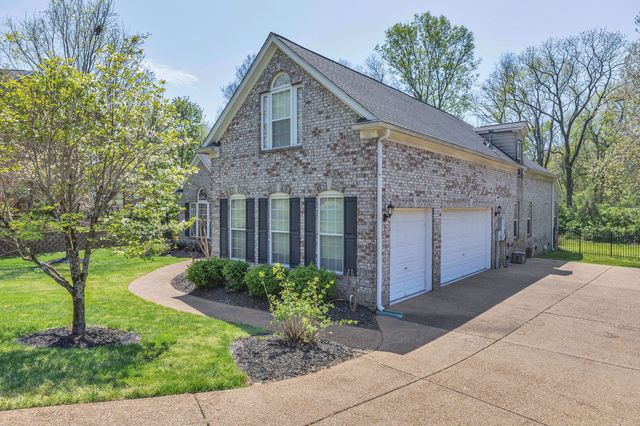 739 Rolling Fork Dr, Brentwood, TN 37027