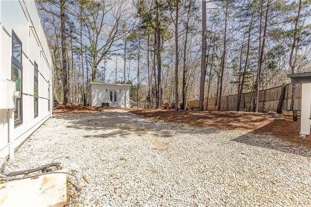 6409 Snelling Mill Road, Flowery Branch, GA 30542