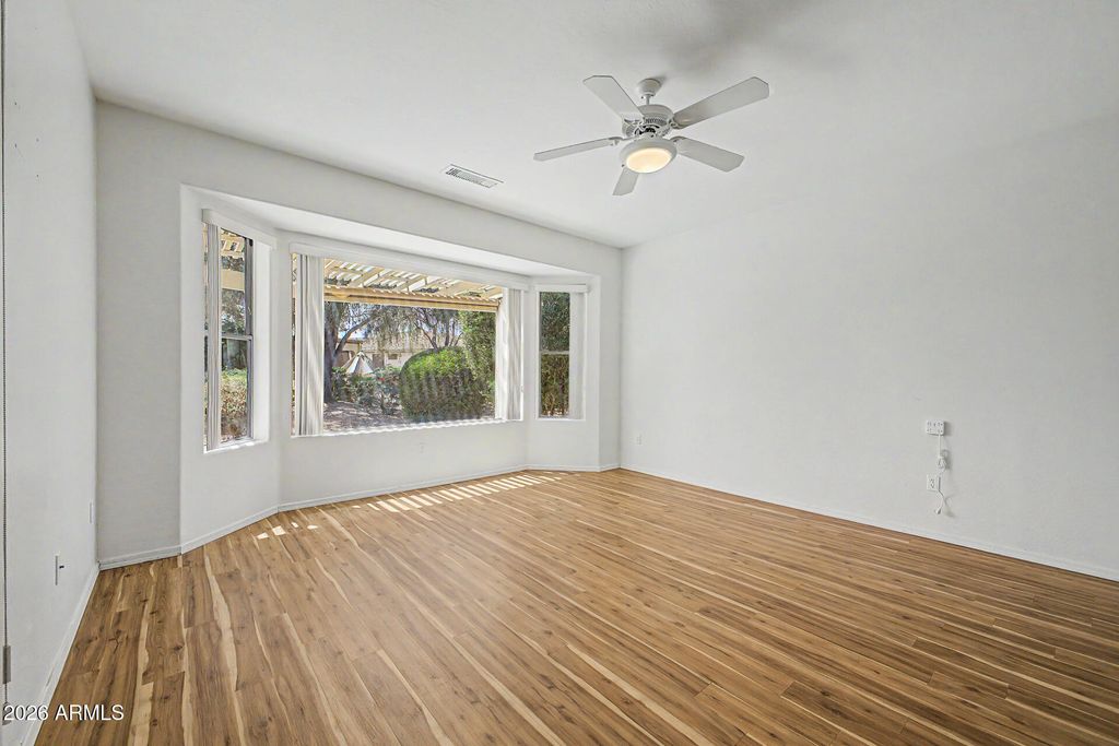 Image 11 of property listing at 16731 W ORACLE RIM Drive, Surprise, AZ 85387