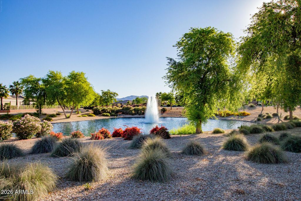 Image 31 of property listing at 16731 W ORACLE RIM Drive, Surprise, AZ 85387