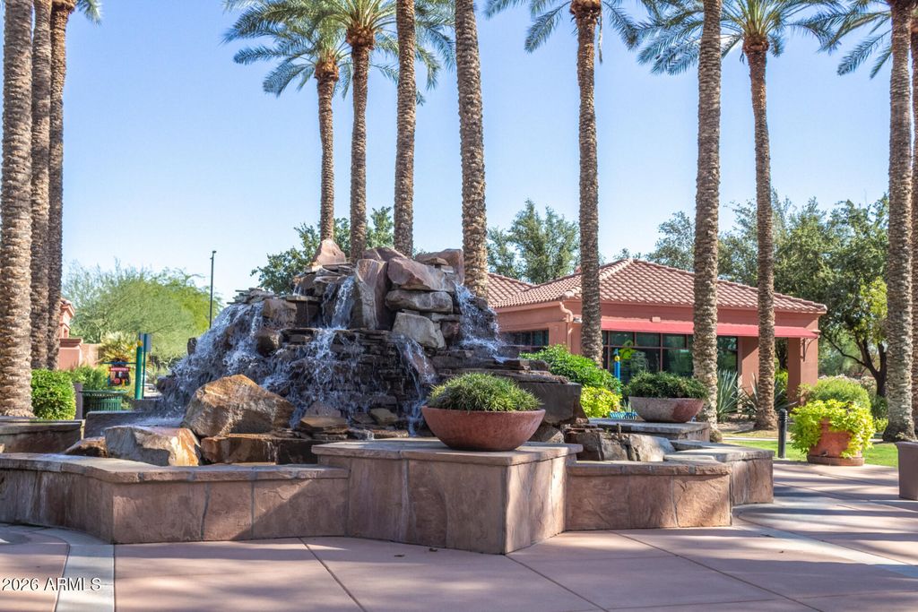 Image 53 of property listing at 16731 W ORACLE RIM Drive, Surprise, AZ 85387