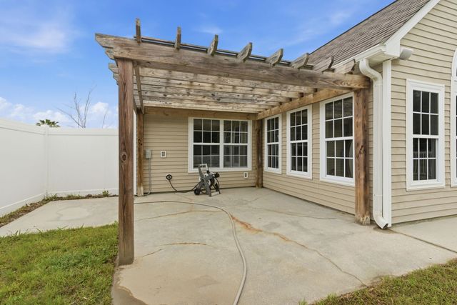 653 Kindred Dr., Myrtle Beach, SC 29588