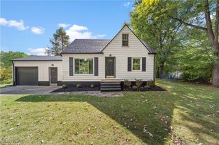 2584 Babcock Road, Hinckley, OH 44233