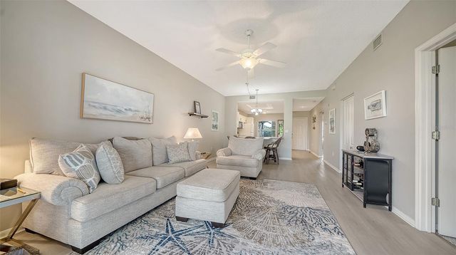 9620 CLUB SOUTH CIRCLE 5107, Sarasota, FL 34238