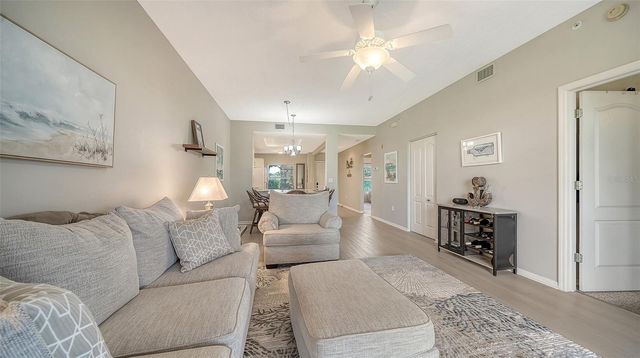 9620 CLUB SOUTH CIRCLE 5107, Sarasota, FL 34238