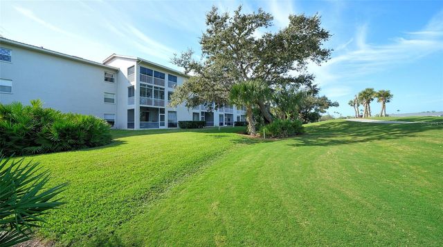 9620 CLUB SOUTH CIRCLE 5107, Sarasota, FL 34238