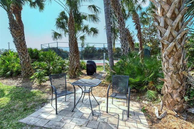 9620 CLUB SOUTH CIRCLE 5107, Sarasota, FL 34238