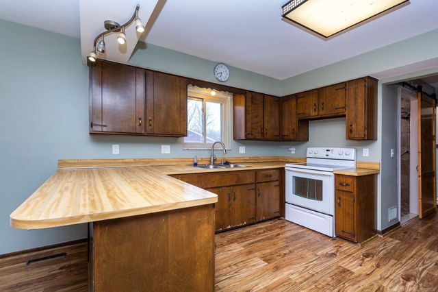 77177 Omo Road, Armada, MI 48005