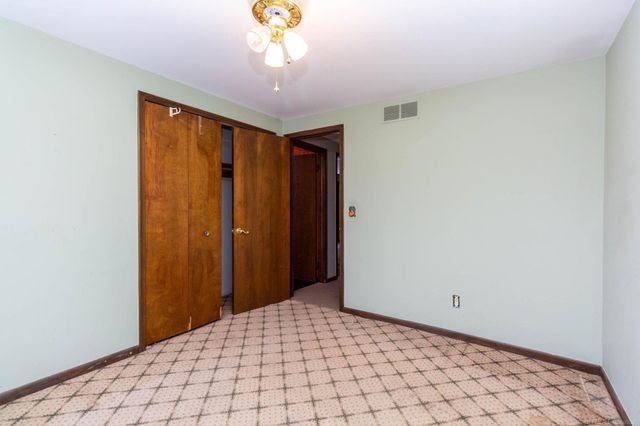 77177 Omo Road, Armada, MI 48005