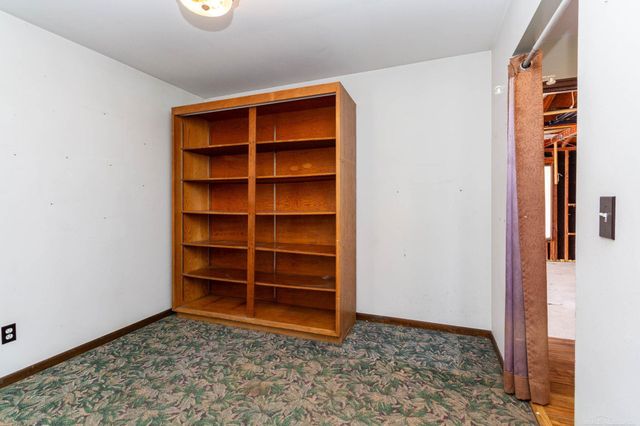 77177 Omo Road, Armada, MI 48005