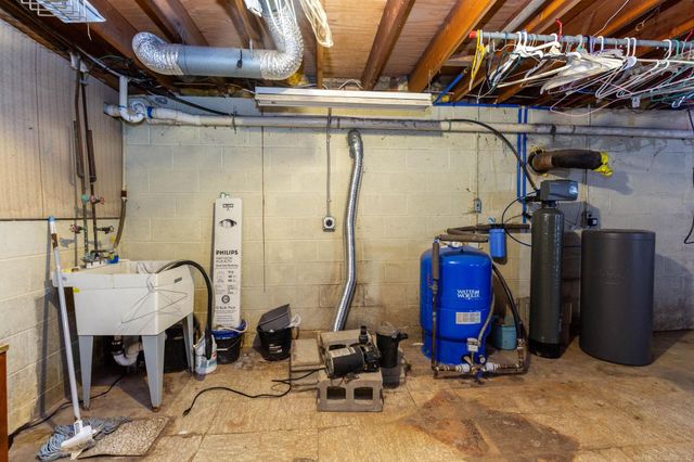 77177 Omo Road, Armada, MI 48005