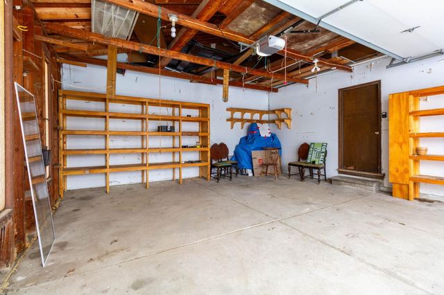 77177 Omo Road, Armada, MI 48005