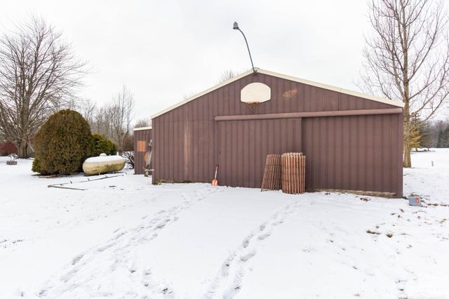 77177 Omo Road, Armada, MI 48005
