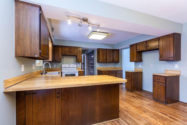 77177 Omo Road, Armada, MI 48005