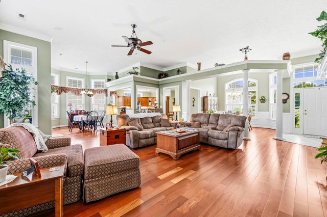 109 Wicklow Dr., Murrells Inlet, SC 29576