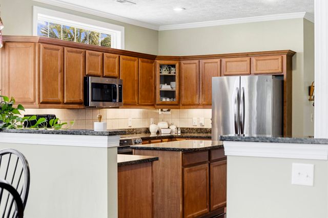 109 Wicklow Dr., Murrells Inlet, SC 29576