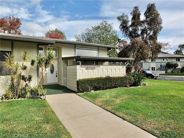 1891 McKinney Way 26B, Seal Beach, CA 90740