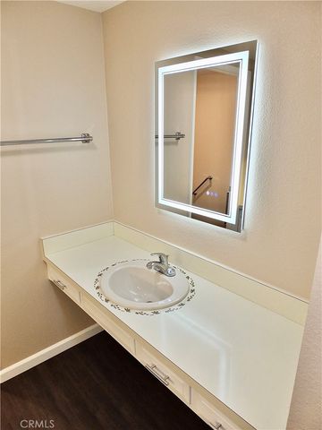 1891 McKinney Way 26B, Seal Beach, CA 90740
