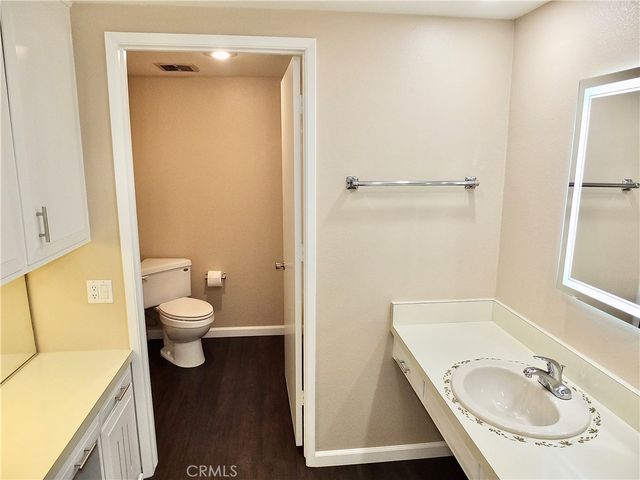 1891 McKinney Way 26B, Seal Beach, CA 90740