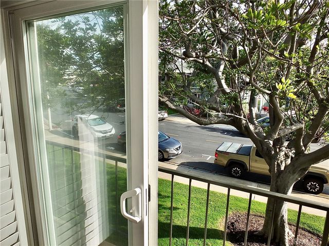 1891 McKinney Way 26B, Seal Beach, CA 90740