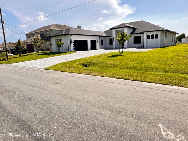 2966 Hester Avenue SE, Palm Bay, FL 32909