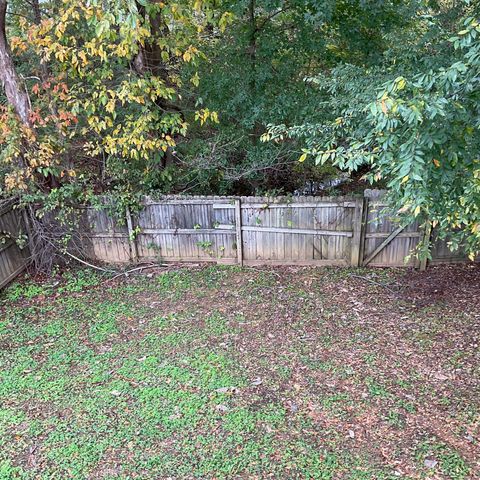 1640 Broad Cir, Clarksville, TN 37042