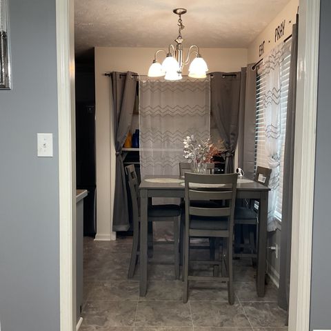 1640 Broad Cir, Clarksville, TN 37042